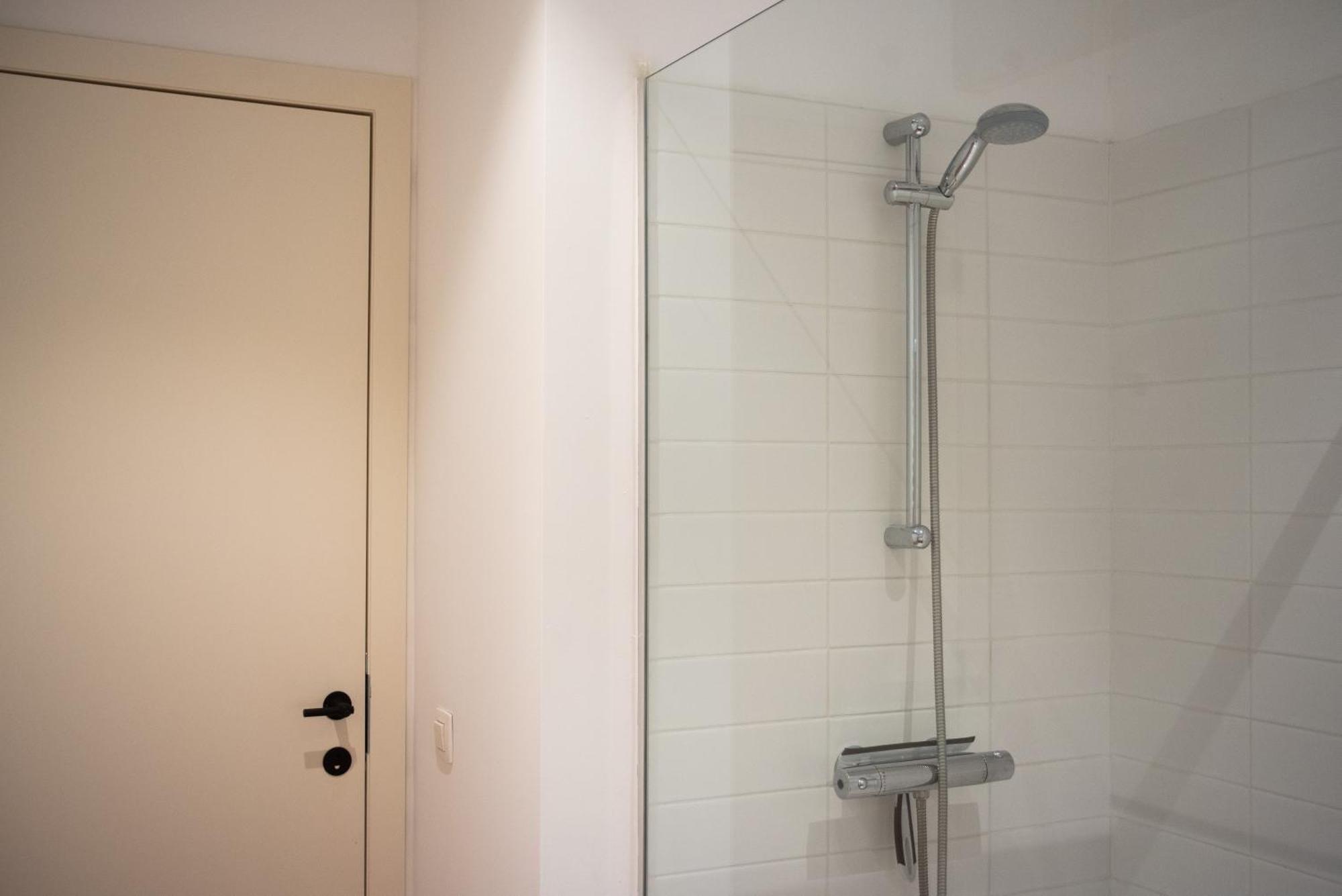 Light And Airy On Top Location - Industria In Historical Center *