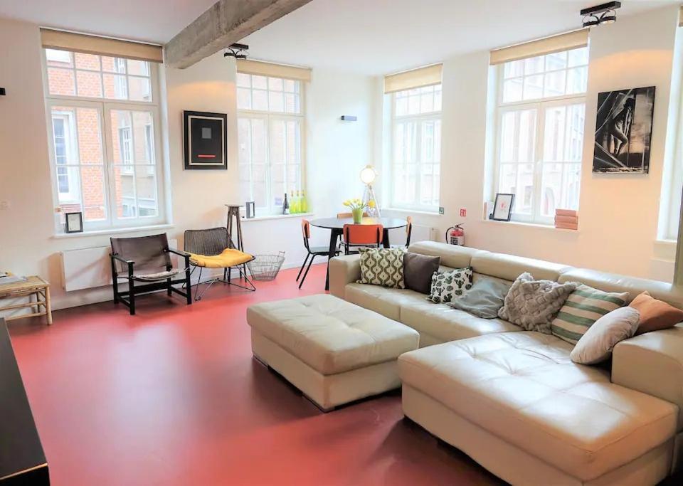 Apartment Light And Airy On Top Location - Industria In Historical Center *